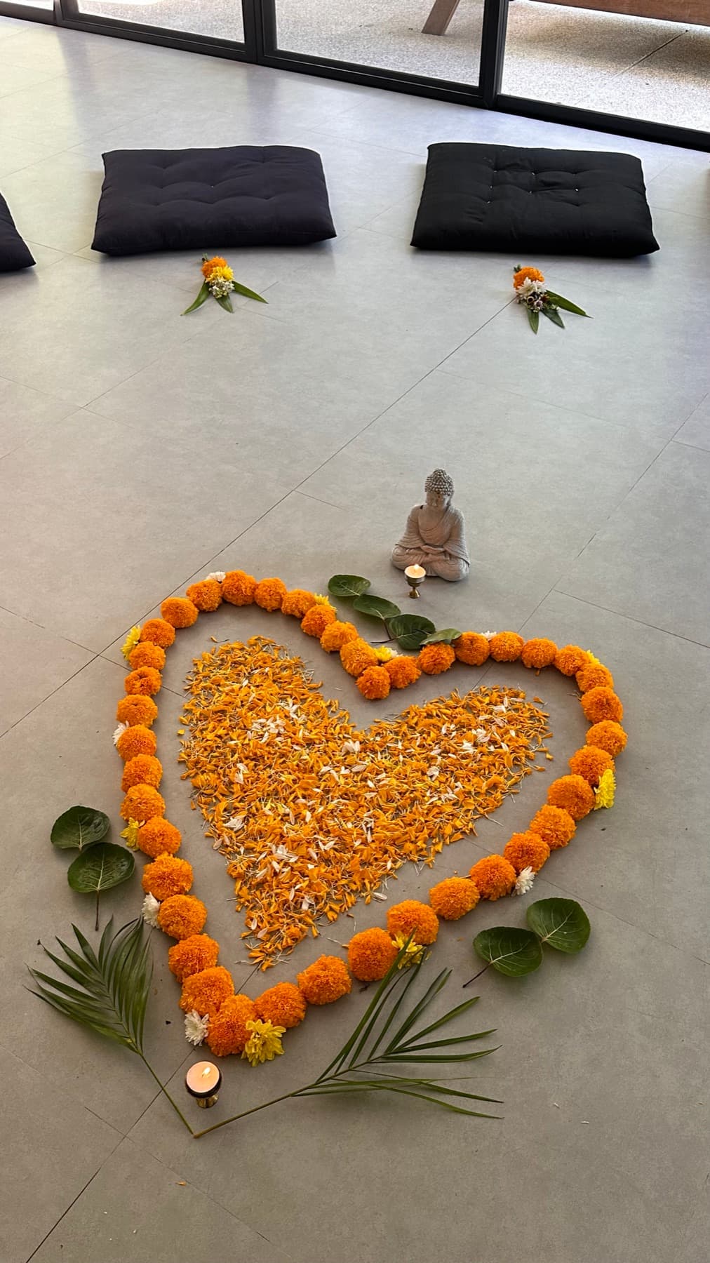 Flower mandala in the Wonderland shala